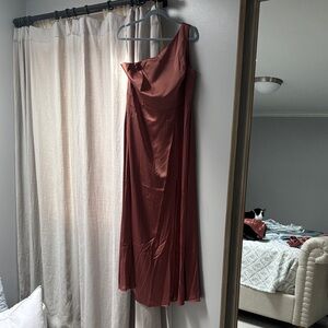 Elegant One-Shoulder Dress in Dessert Rose